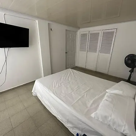 Apartamento Hermoso Apartamento Frente A La Playa En Cartagena!we Speak English 2 Bedrooms 80 Mt