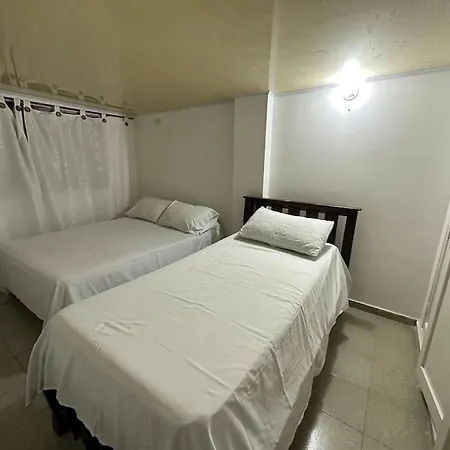 Hermoso Apartamento Frente A La Playa En Cartagena!we Speak English 2 Bedrooms 80 Mt Apartamento